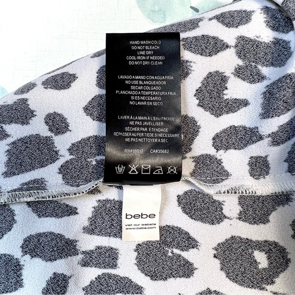 2B Bebe Womens Black & White Animal Print Sleeveless Dress Faux Gold Necklace - Picture 8 of 16